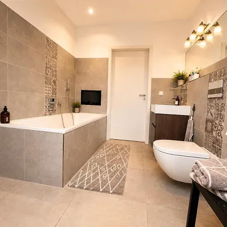 Apartamento 200qm Traum-wohnung Mit Vielen Extras
