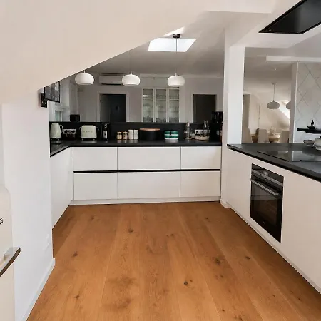 200qm Traum-wohnung Mit Vielen Extras