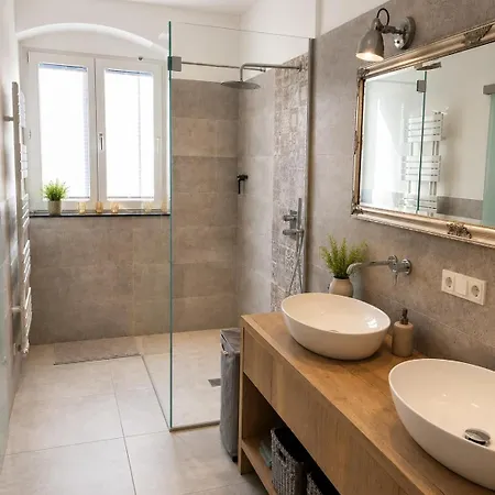 200qm Traum-wohnung Mit Vielen Extras * Dresden